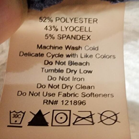 Title Nine Sweatshirt Women S Manresa Blue Hoodie Kangaroo Pocket Side Slits - Picture 5 of 6